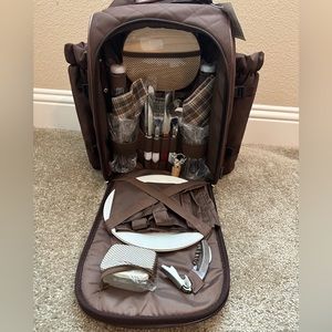 NWT Insulated Picnic Backpack Stocked w/ Supplies & 2 Insulated Bottle Holders